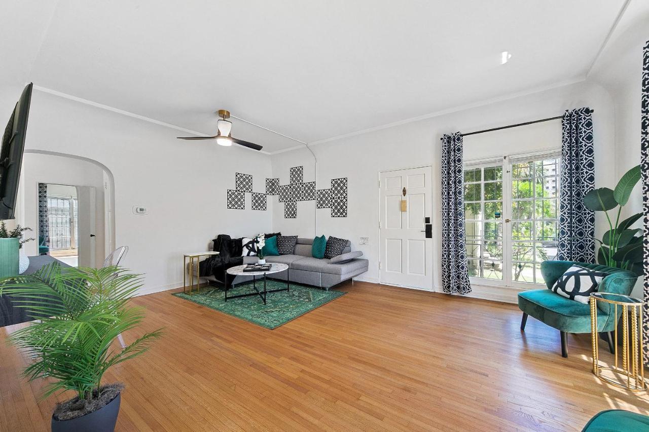 Beverly Hills Stylish & Central 1 Bedroom Apt + Parking Лос Анджелис Екстериор снимка